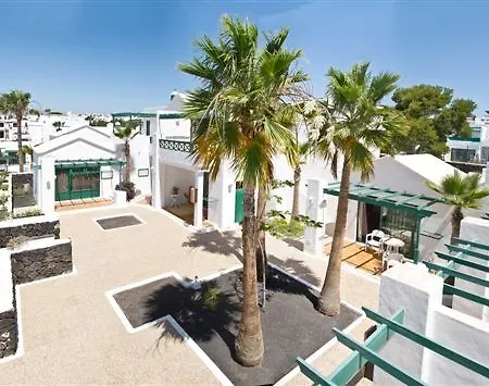 Acacias * Puerto del Carmen (Lanzarote)