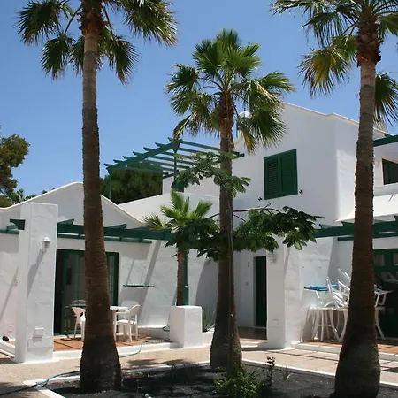 Acacias Puerto del Carmen (Lanzarote)