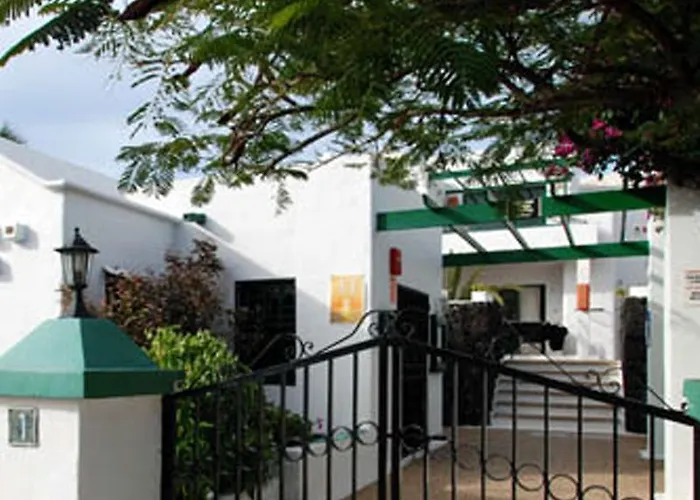 Acacias * Πουέρτο Ντελ Κάρμεν