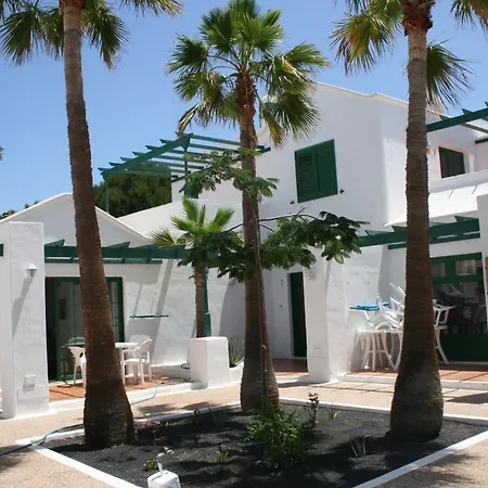 Acacias Apartment